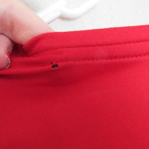 Santa Baby Christmas T Shirt Womens Small 4-6 Red Long Sleeve Pullover Tee Top - Picture 5 of 5